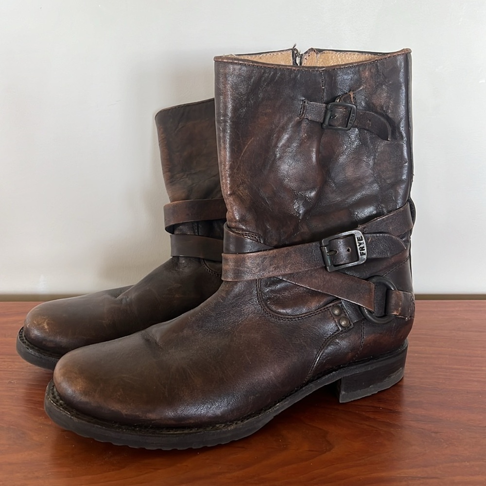 Frye Veronica Criss Cross Short Boot Women’s Size 9.5
